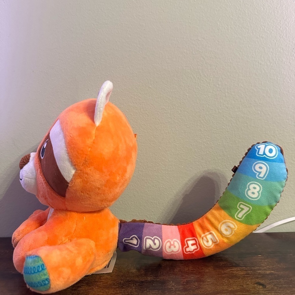 LeapFrog Colorful Counting Red Panda - Picture 3 of 4